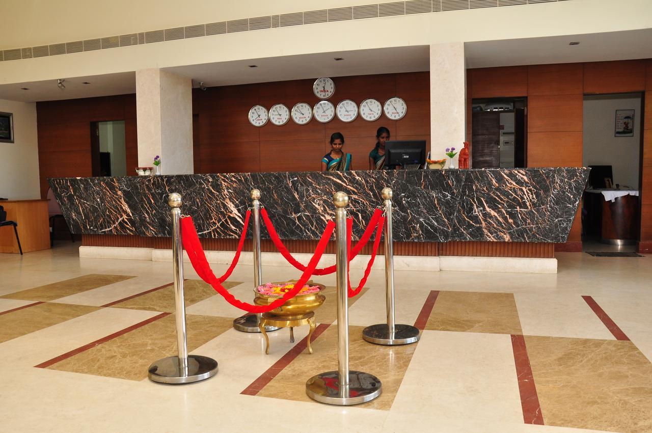 Hotel Parsons Court Диндуккал Экстерьер фото